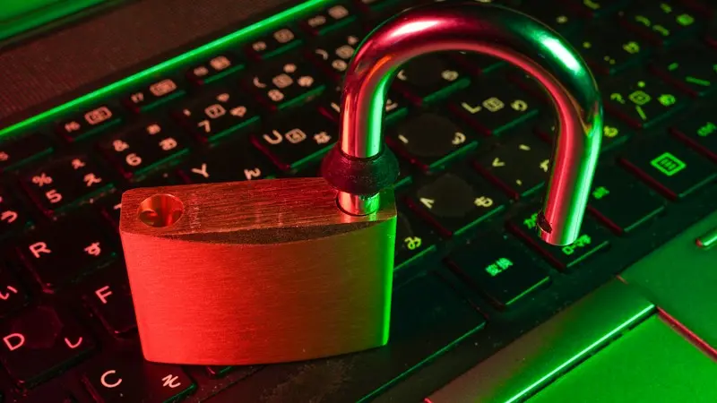Arnaque au Smart Contract : Pourquoi votre Wallet est une Passoire (et comment Lumina vous protège)